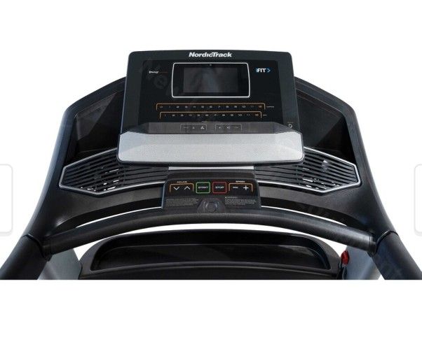 Nordictrack Elite 900 Treadmill Like New Touchscreen