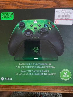 Razer Clear Green Fade to Black Wireless Controller & Quick Charging Stand for Xbox