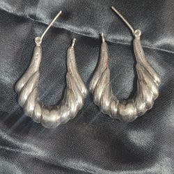Vintage sterling silver hoop earrings. 