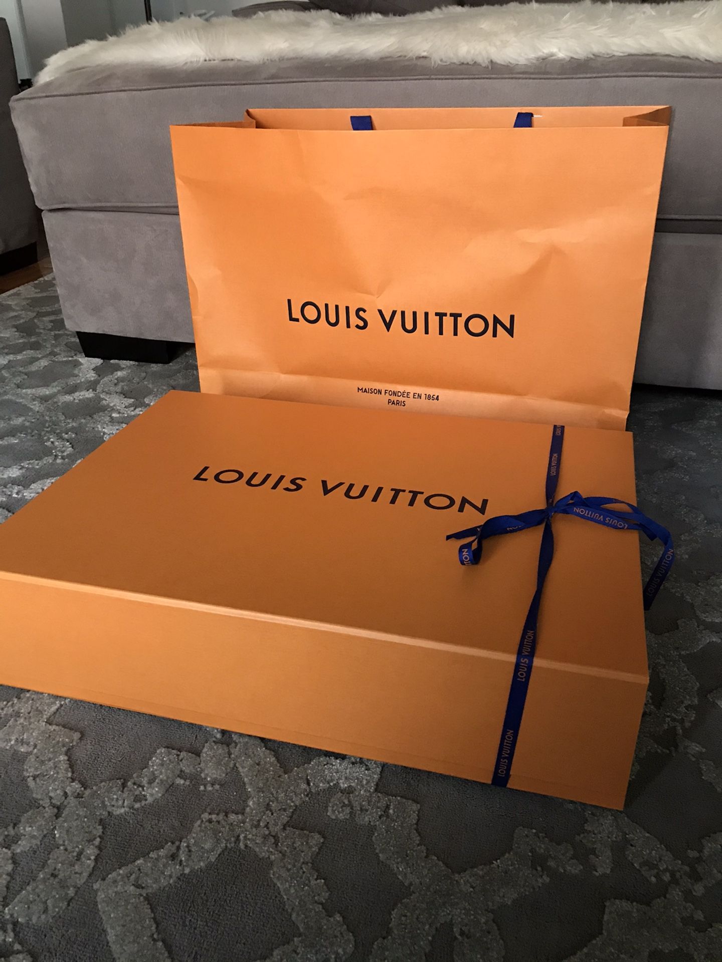 Louis Vuitton Bag &Box