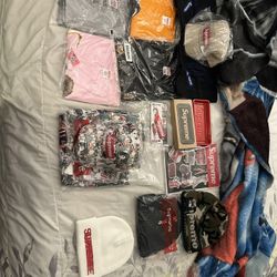 Supreme Accessories And Clothing 