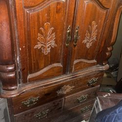 wooden queen bedroom set 