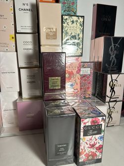 Perfumes / Colognes
