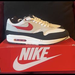 Nike Air Max Size 10