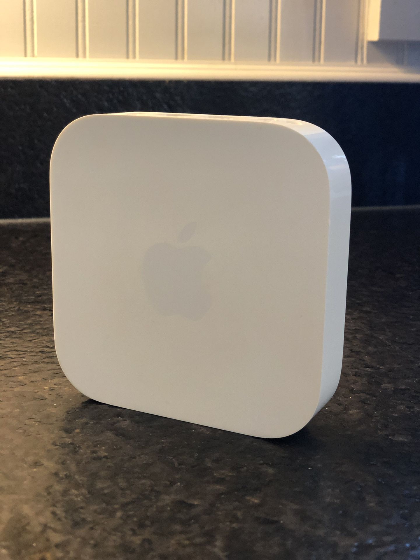 Apple Airport Express 802.11n Base Station | 2nd Generation | A1392 Wi-Fi Router