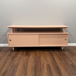 🛋️ BEAUTIFUL Pink Mid-Century TV Stand - Perfect for Modern Homes! 🏠 $250