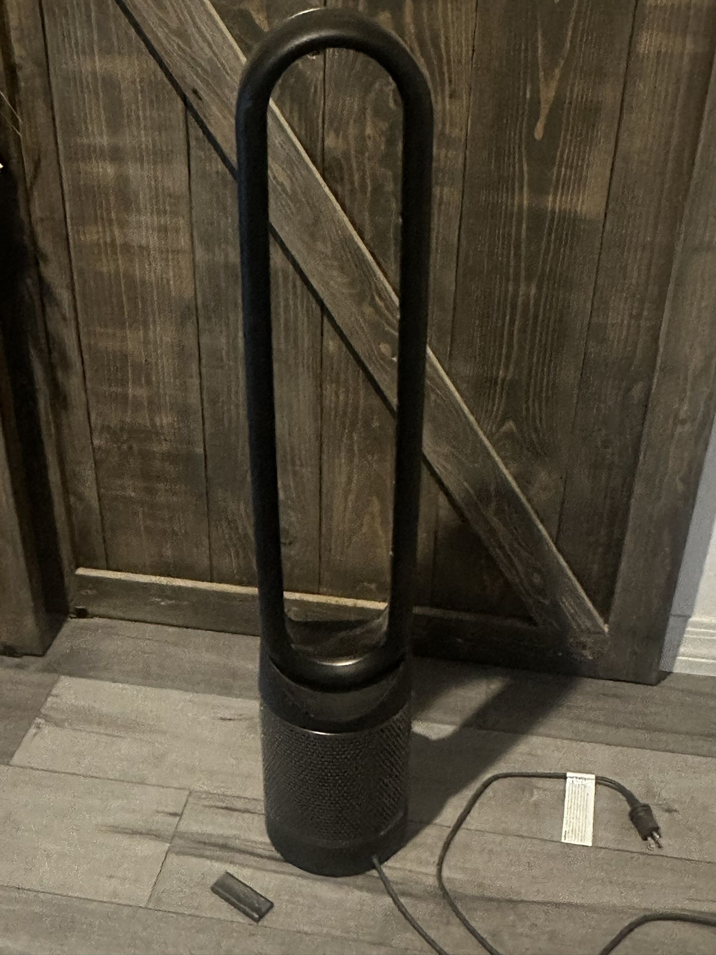 AM11 Dyson Cooling Fan *sold As Is Or For Parts