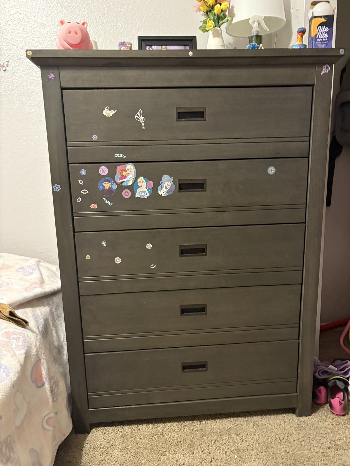 Dresser/chest