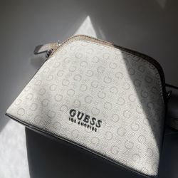 Guess Crossbody Purse – Never Used 