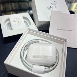 New AirPods Pro! $15! Nueva En CAJA