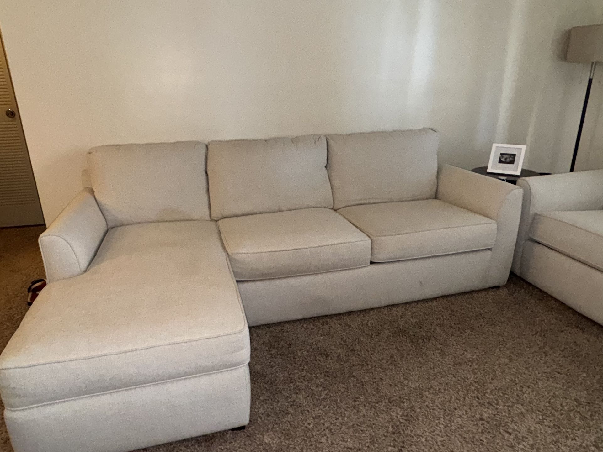 Sectional W/ Sofa