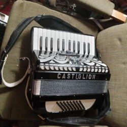Accordion Castiglione 