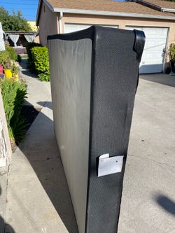 Queen Size Bed Base – Great Condition