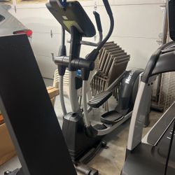 Elliptical - Nordic track 