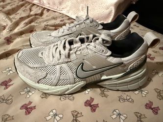 Women’s Nike Light Purple