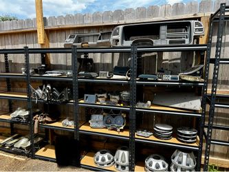 Truck /suburban / Chevy / GMC 88-99 parts