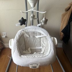 Graco Dual Bouncer And Swing