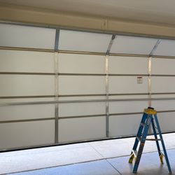 Garage Door! Ask Me For Pricing Or Any Questions 