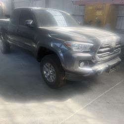 2018 Toyota Tacoma