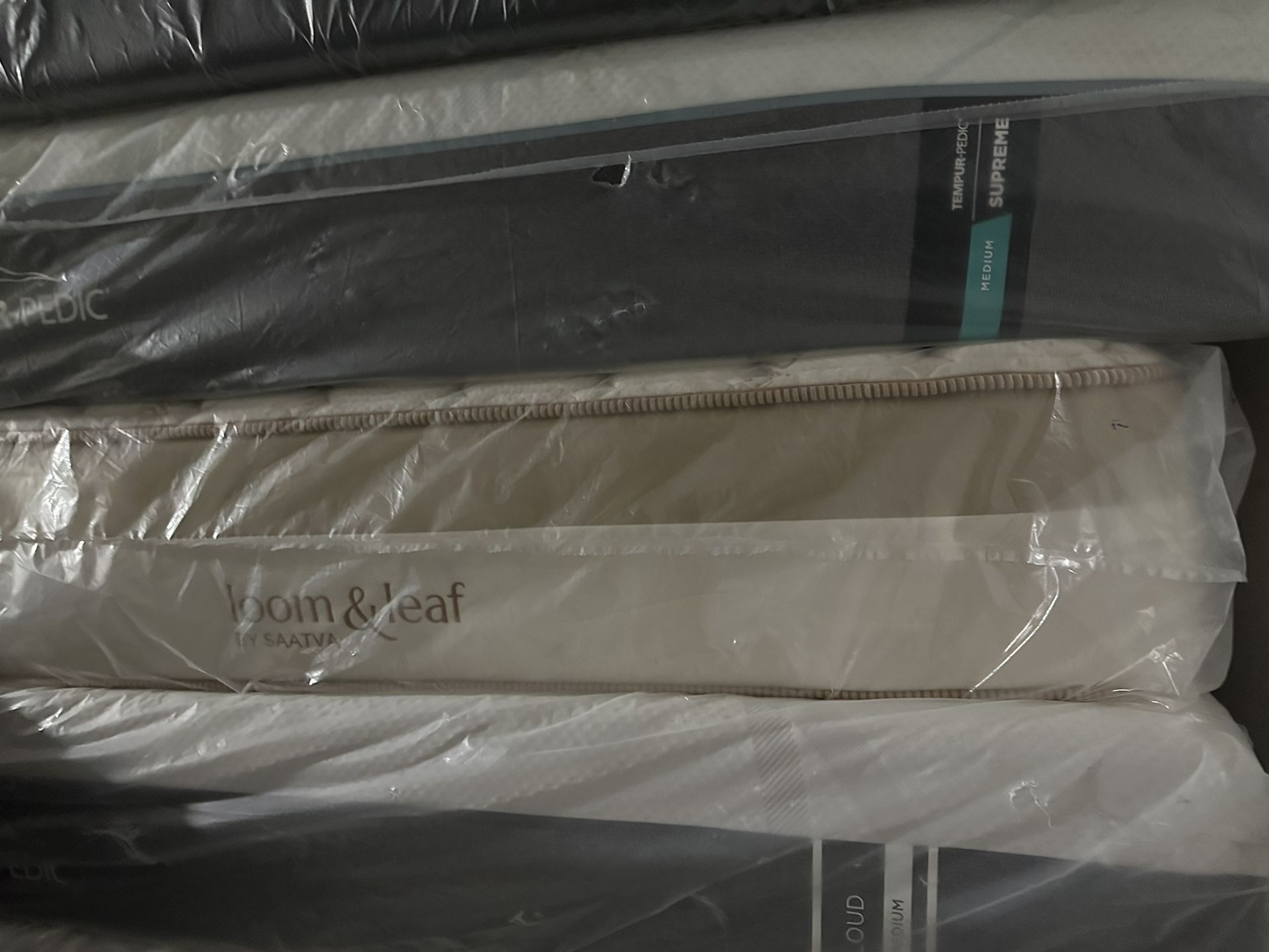King Queen Size Tempurpedic ProAdapt, ProBreeze, LuxeBreeze Mattress Pro Breeze /Luxe Adapt /Pro Adapt /Adapt /cloud /Tempur pedic contour Supreme