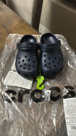 Crocs classic navy blue size 10C