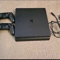 PS4 Slim 