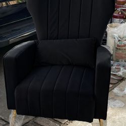 Black Velvet Chair 