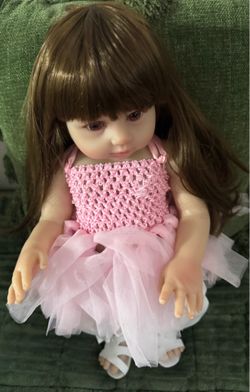 Life like reborn babydoll long hair new