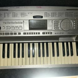 🎹 Yamaha DGX-500 Portable Grand Keyboard – 88-Key Digital Piano