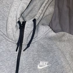Nike Sweater 