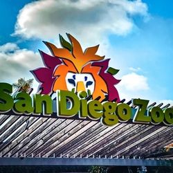 SAN DIEGO ZOO 4 TICKETS IVAILABLE 🦁🐼🐒