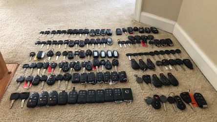 Key Fob Car key remote Kia key fob Toyota key fob Hyundai key fob Mini Cooper key fob Nissan key fob Bentley key fob Ford key fob Chevrolet key fob