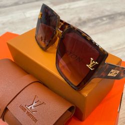 Beautiful Sunglasses 🕶️☀️💰