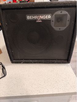 Behringer Ultratone K1800FX 180W Keyboard / PA Amp with FX & FBQ - Works Great!