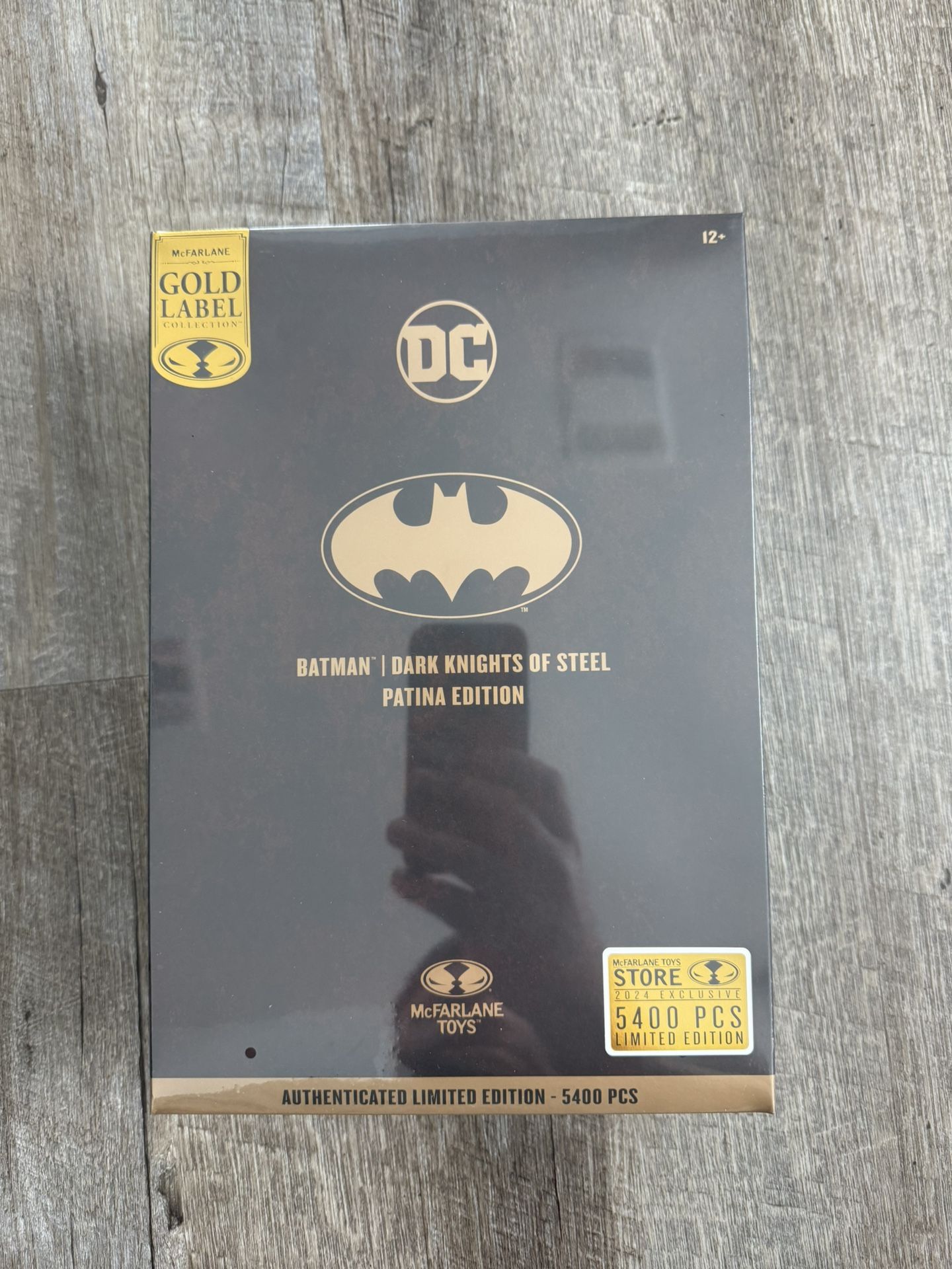 In Hand, Brand New, Never Opened - McFarlane - DC - Batman - Dark Knights of Steel - Patina Edition - McFarlane Store Exclusive - 6” Inch Action Figur