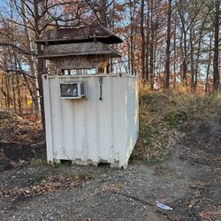 Portable Jobsite Office / Secure Site Container – With AC, Lighting, Desks