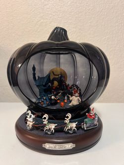 Bradford Tim Burton's Nightmare Before Christmas Illuminated Art Glass Pumpkin