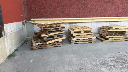 Wooden pallets for storage or artwork all size sizes