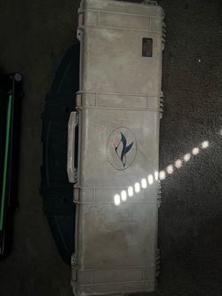 Pelican-Style Hard Long Gun Case