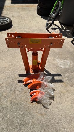 Central Hydraulics 12-Ton Hydraulic Pipe Bender