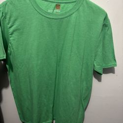 For Sale Goldtoe Green plain T Shirt in good condition 