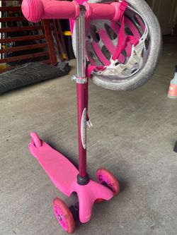 Kids scooter with helmet