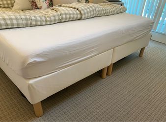 King IKEA LYNGÖR Bed Foundation