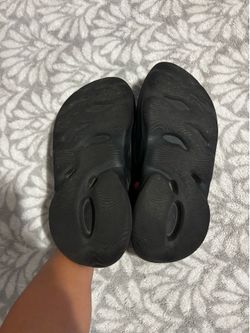 Yeezy foam runner