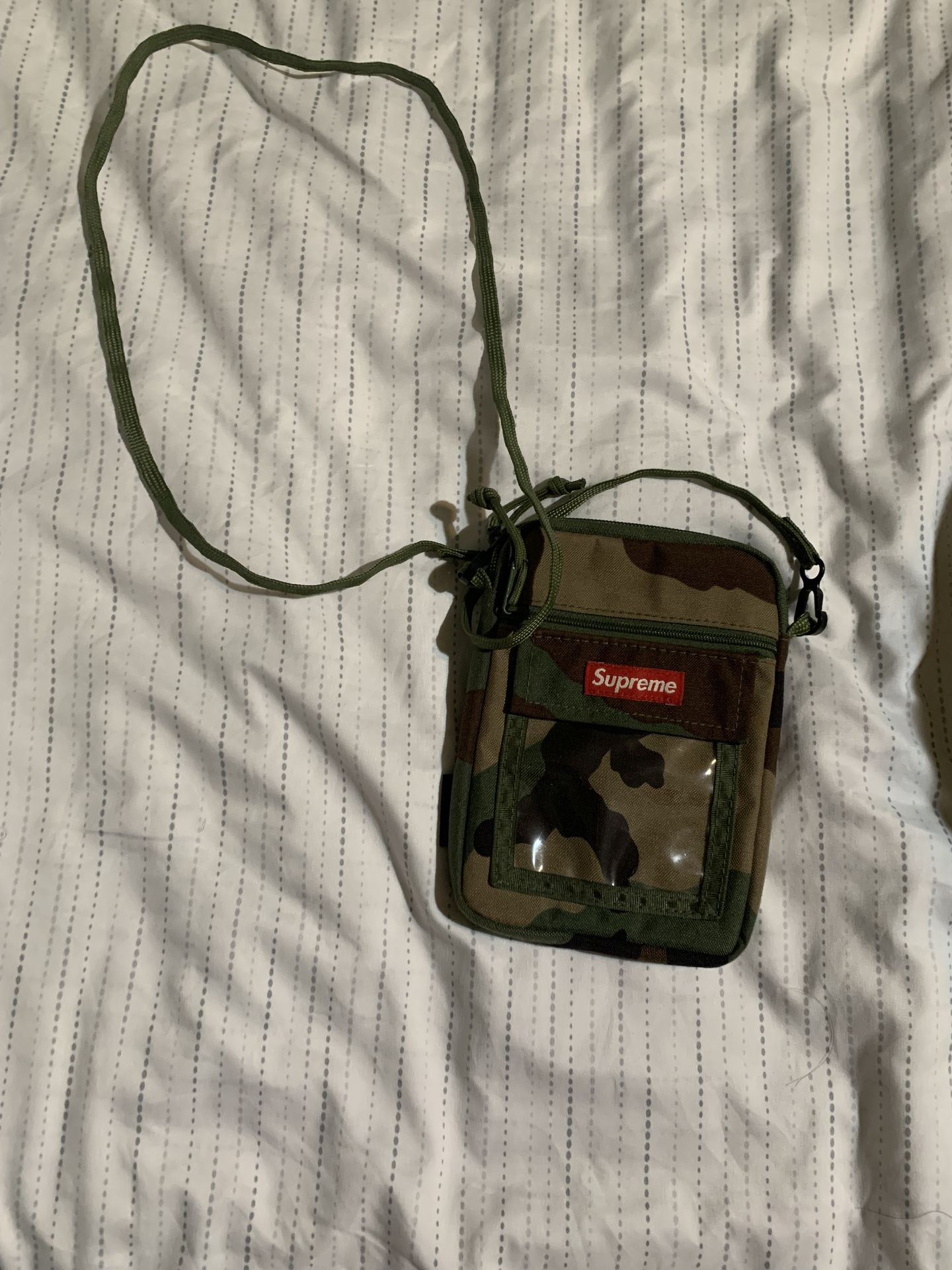 Authentic supreme Fanny pack