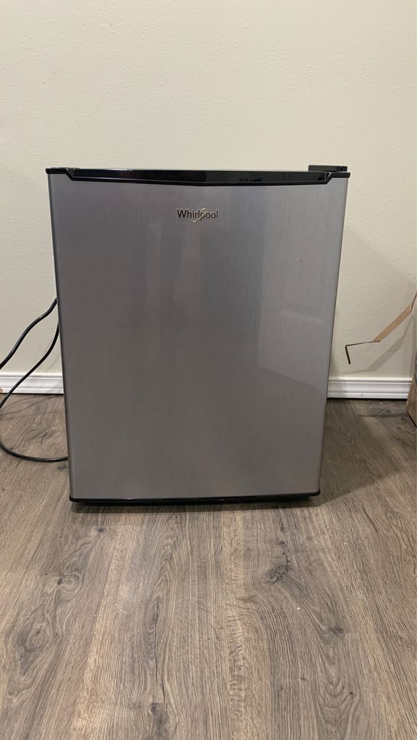 Whirlpool mini fridge for Sale in Seattle, WA OfferUp