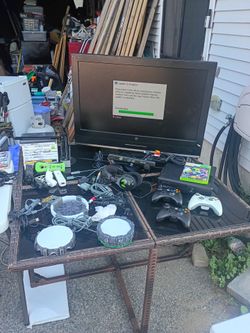 Huge Yard Sale today