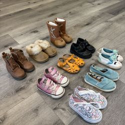 Toddler Girl Shoes/Boots Size 5/6 