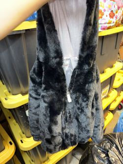 Cat & Jack Fur Jacket 4/5