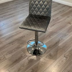 Gray Diamond-Stitch Bar Stool / Counter Chair